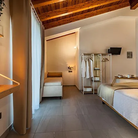 Le Ferrerie Fattoria Marchesini Bed & Breakfast