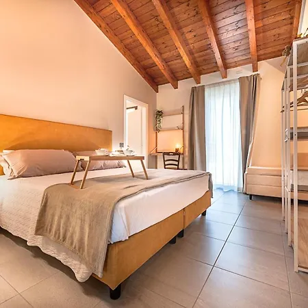 فندق مبيت وإفطار Le Ferrerie Fattoria Marchesini