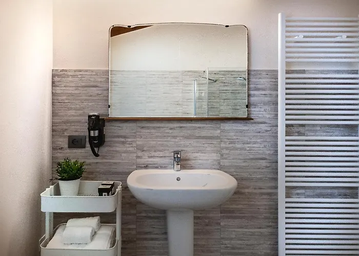 Le Ferrerie Fattoria Marchesini Bed & Breakfast 3*